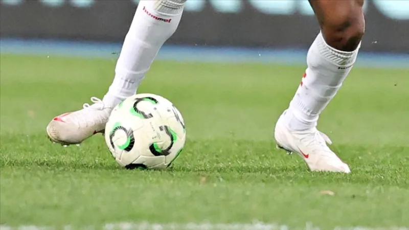 Partidos de ida de la eliminatoria de octavos de final de la Liga de Conferencias de la UEFA